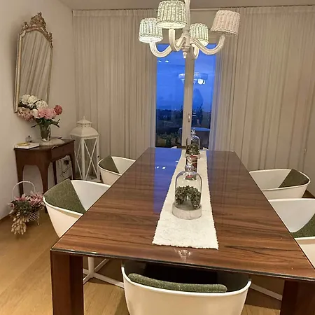 Horizon Villa *