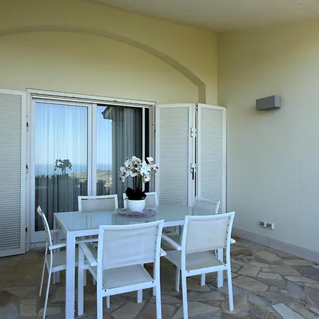 Horizon Villa *